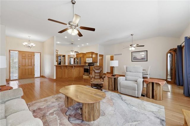 2126 NE Sparta Drive, Blue Springs, MO 64029