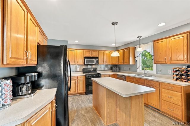 151 Independence Lane, Grand Island, NY 14072