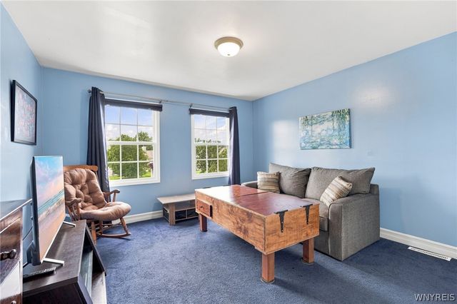 151 Independence Lane, Grand Island, NY 14072