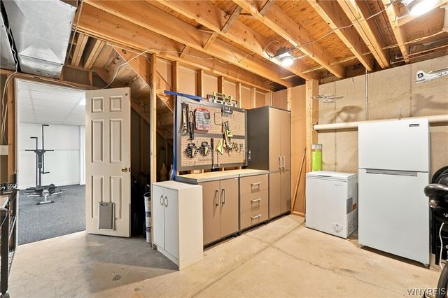 151 Independence Lane, Grand Island, NY 14072