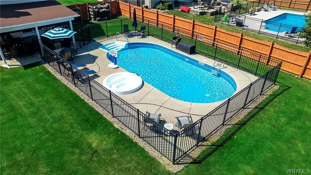 151 Independence Lane, Grand Island, NY 14072