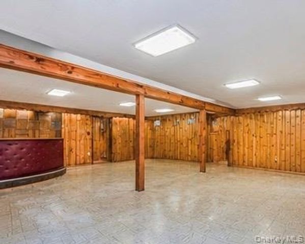 80-07 215th Street, Hollis Hills, NY 11427