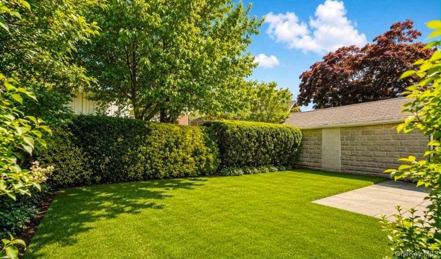 80-07 215th Street, Hollis Hills, NY 11427