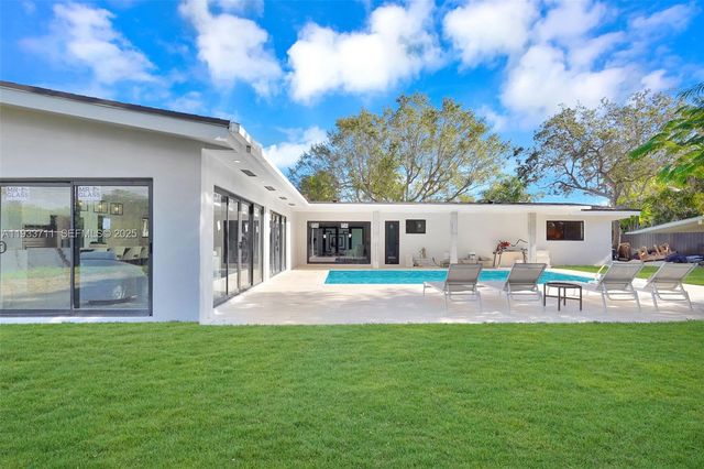 13800 SW 79th Ct, Palmetto Bay, FL 33158