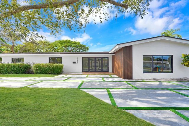 13800 SW 79th Ct, Palmetto Bay, FL 33158