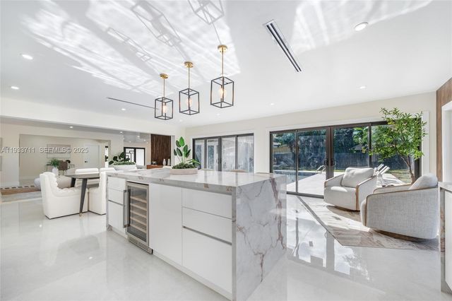 13800 SW 79th Ct, Palmetto Bay, FL 33158