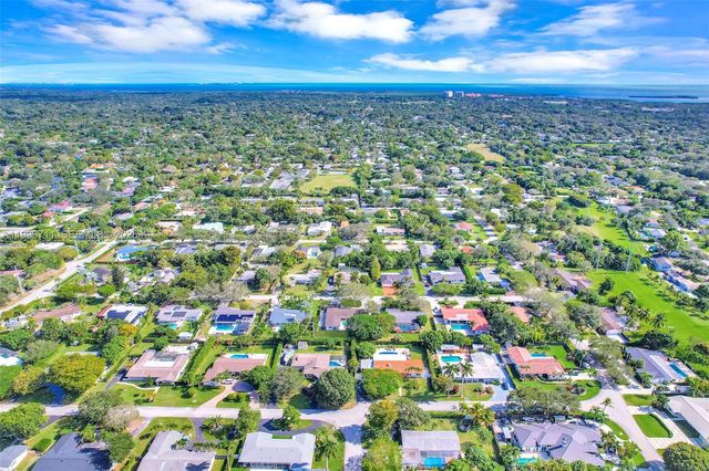 13800 SW 79th Ct, Palmetto Bay, FL 33158