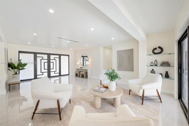 13800 SW 79th Ct, Palmetto Bay, FL 33158