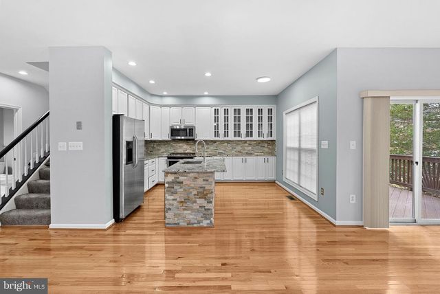 13584 CEDAR RUN LN, Herndon, VA 20171