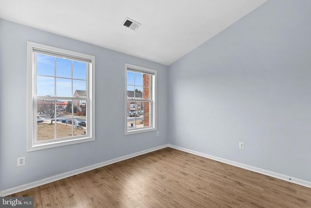 13584 CEDAR RUN LN, Herndon, VA 20171