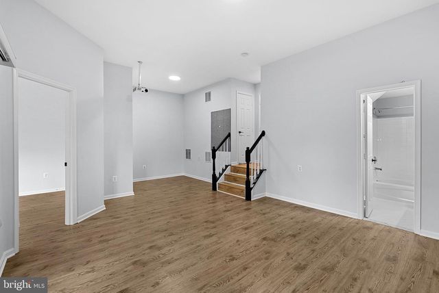 13584 CEDAR RUN LN, Herndon, VA 20171