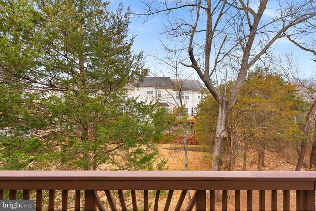 13584 CEDAR RUN LN, Herndon, VA 20171