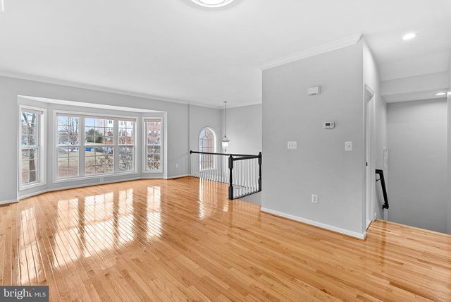 13584 CEDAR RUN LN, Herndon, VA 20171