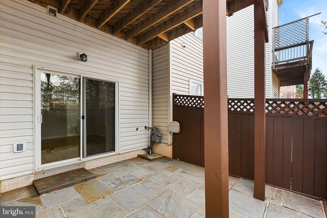 13584 CEDAR RUN LN, Herndon, VA 20171