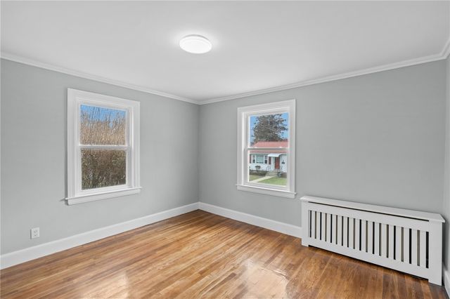 2 Sprague Avenue, East Providence, RI 02915