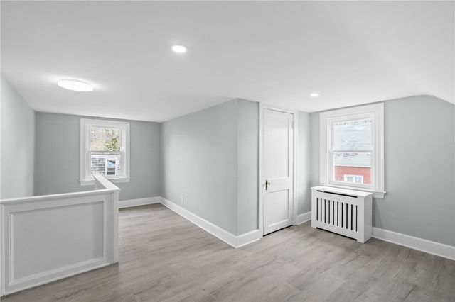 2 Sprague Avenue, East Providence, RI 02915