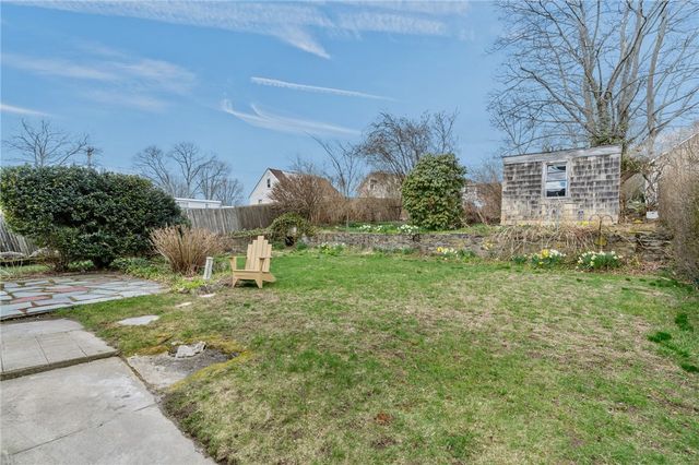 2 Sprague Avenue, East Providence, RI 02915