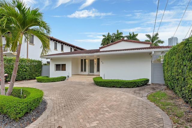 35 SW 20th Rd, Miami, FL 33129