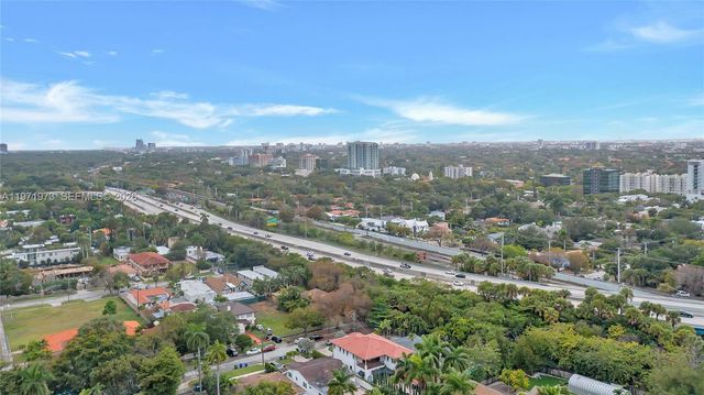 35 SW 20th Rd, Miami, FL 33129