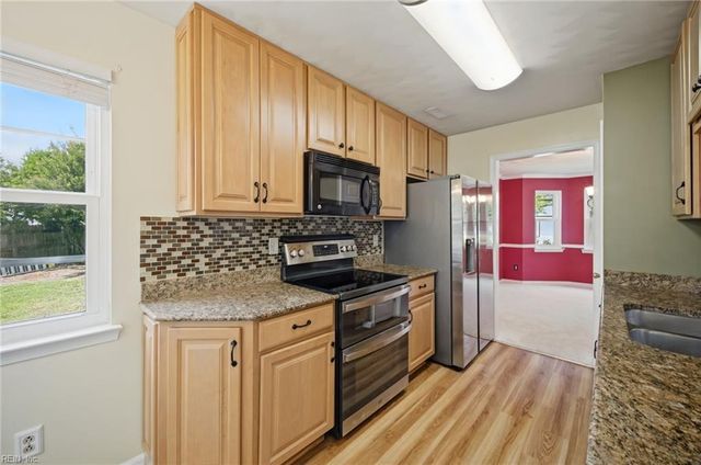 1213 Aztec CT, Virginia Beach, VA 23454