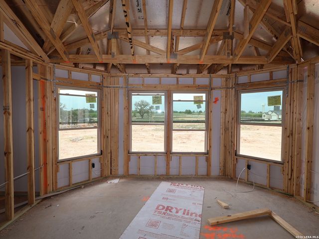 17407 Elder Walnut Drive, Elmendorf, TX 78112