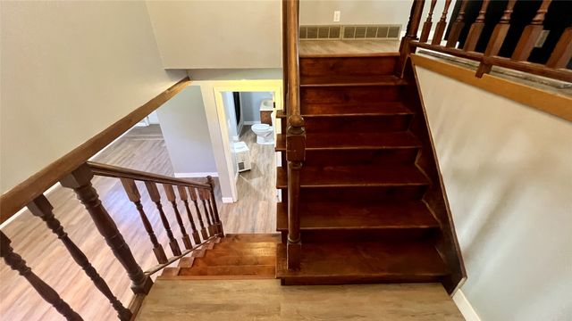 4295 NW 11th Street, Des Moines, IA 50313