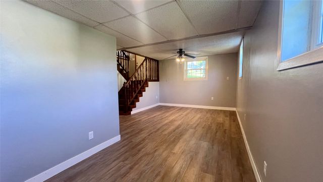 4295 NW 11th Street, Des Moines, IA 50313