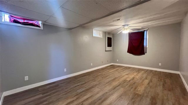 4295 NW 11th Street, Des Moines, IA 50313