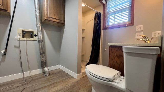 4295 NW 11th Street, Des Moines, IA 50313