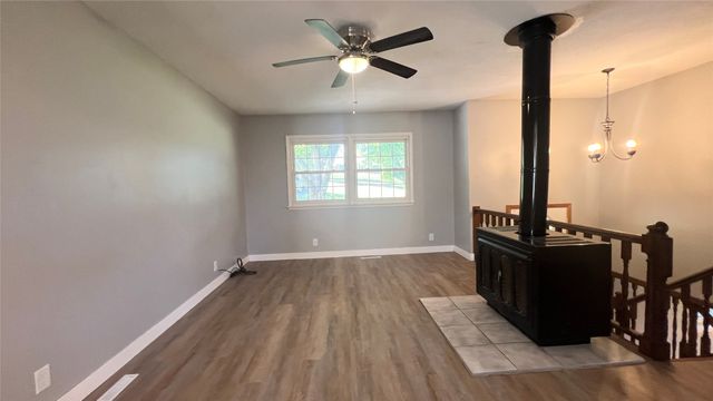 4295 NW 11th Street, Des Moines, IA 50313