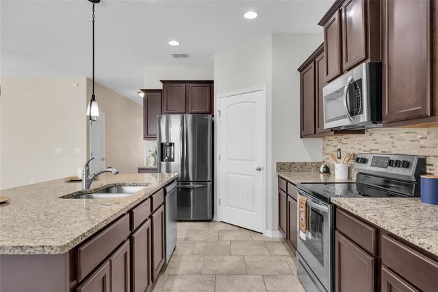 144 WATERSIDE CIRCLE, Winter Haven, FL 33880