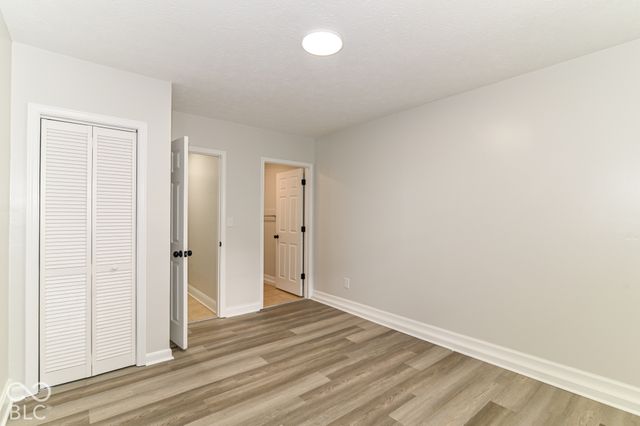 9226 Rochelle Drive, Indianapolis, IN 46235