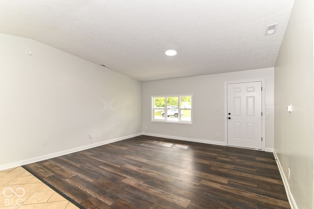 9226 Rochelle Drive, Indianapolis, IN 46235