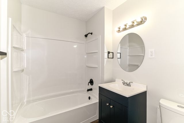9226 Rochelle Drive, Indianapolis, IN 46235