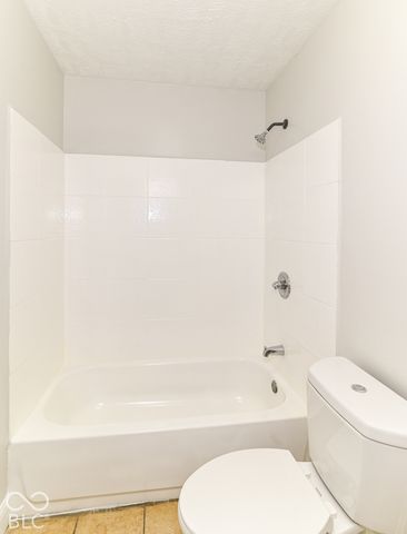 9226 Rochelle Drive, Indianapolis, IN 46235