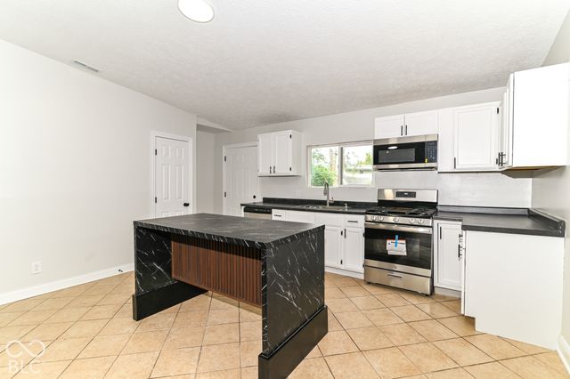 9226 Rochelle Drive, Indianapolis, IN 46235