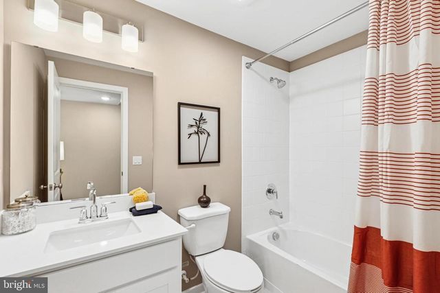 265 VALOR LANE, Martinsburg, WV 25405