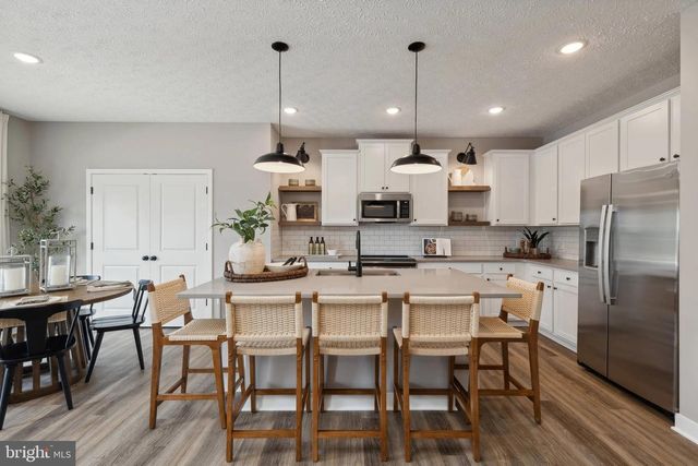 265 VALOR LANE, Martinsburg, WV 25405