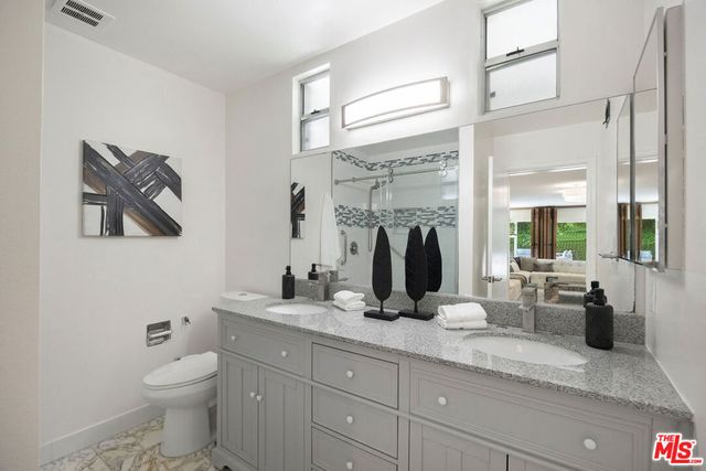 2024 San Ysidro Drive, Beverly Hills, CA 90210