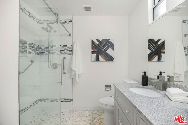 2024 San Ysidro Drive, Beverly Hills, CA 90210