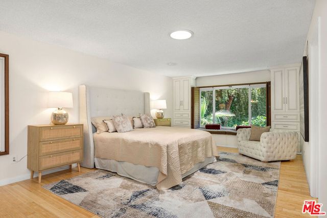 2024 San Ysidro Drive, Beverly Hills, CA 90210