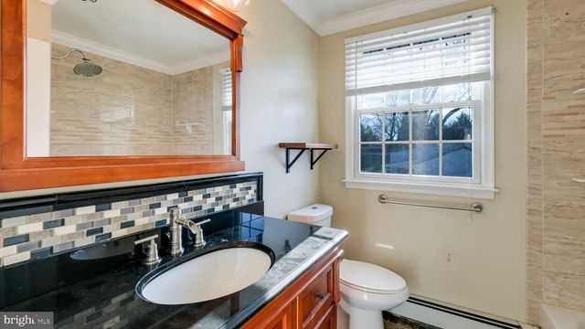 1140 DAYTON DR, Warminster, PA 18974