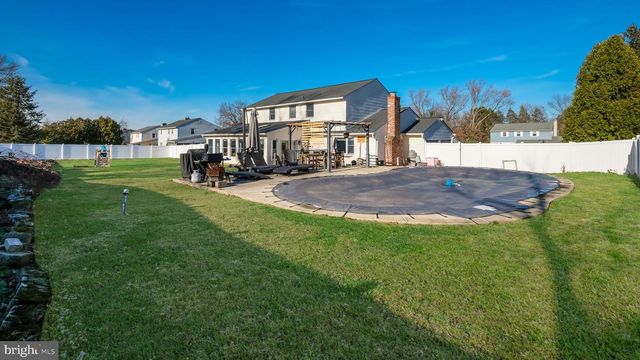 1140 DAYTON DR, Warminster, PA 18974