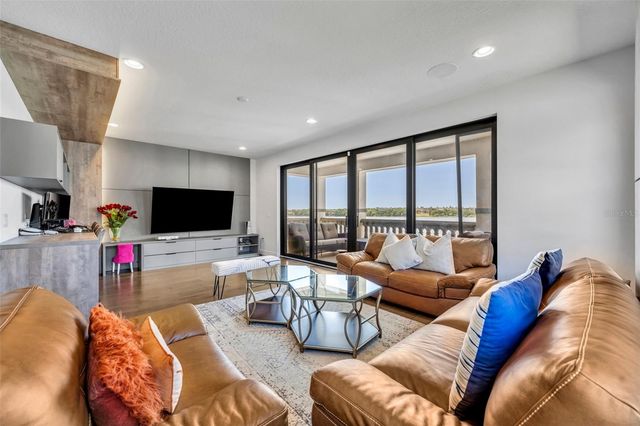 7613 TOSCANA BOULEVARD, Orlando, FL 32819