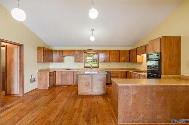 356 Springhill Road NW, Huntsville, AL 35806