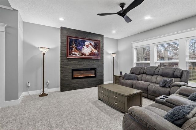 21155 W 125 Terrace, Olathe, KS 66061