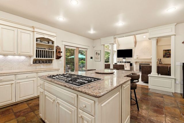 12820 S Fairway Ridge Ln, Spokane, WA 99224
