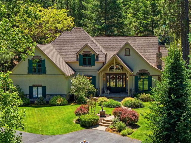 12820 S Fairway Ridge Ln, Spokane, WA 99224