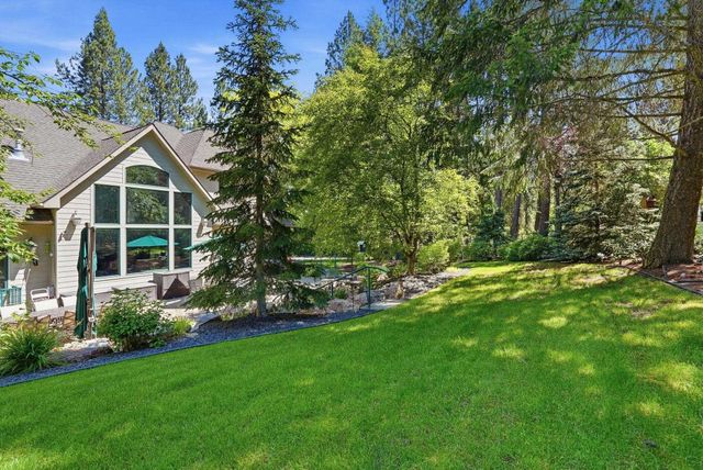 12820 S Fairway Ridge Ln, Spokane, WA 99224