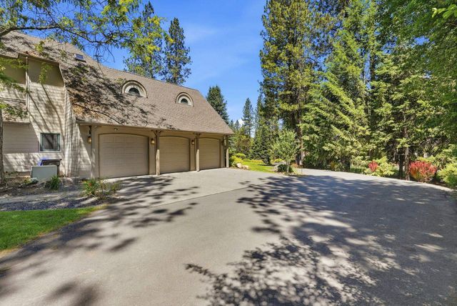 12820 S Fairway Ridge Ln, Spokane, WA 99224
